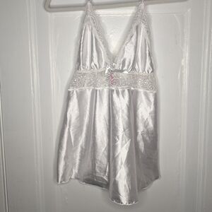 Seven Til Midnight Woman's Chemise L